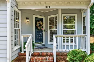 1100 Esher Ct, Raleigh, NC 27609 - Photo 2