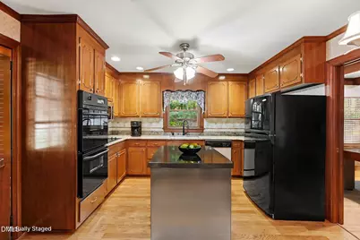 5405 Parkwood Drive, Raleigh, NC 27612 - Photo 10