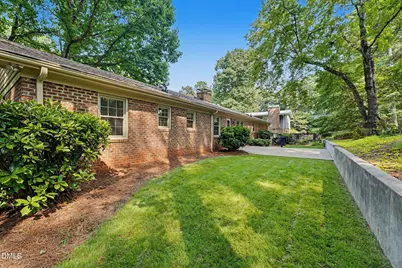 5405 Parkwood Drive, Raleigh, NC 27612 - Photo 6