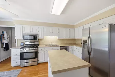 2506 Ashley Place, Burlington, NC 27215 - Photo 16