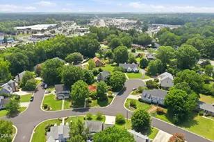 2506 Ashley Pl, Burlington, NC 27215 - Photo 8