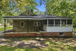221 Zollicoffer Ave, Henderson, NC 27536 - Photo 40