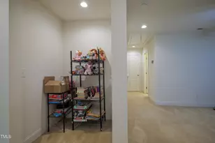 411 Alamosa Pl, Cary, NC 27519 - Photo 50
