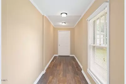 215 W Parker Street, Graham, NC 27253 - Photo 8