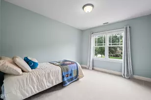 8113 Last Oak Ct, Raleigh, NC 27613 - Photo 36