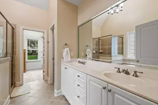 8113 Last Oak Ct, Raleigh, NC 27613 - Photo 22