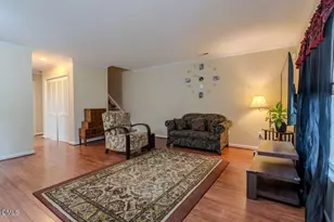 1738 Township Cir, Raleigh, NC 27609 - Photo 10