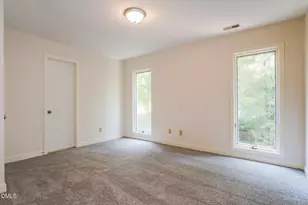 737 Pinehurst Dr, Chapel Hill, NC 27517 - Photo 28