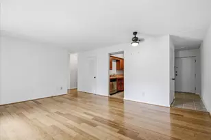 618 Pine Ridge Pl, Raleigh, NC 27609 - Photo 18