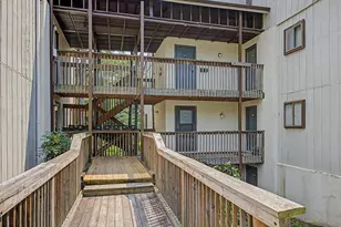 618 Pine Ridge Pl, Raleigh, NC 27609 - Photo 34
