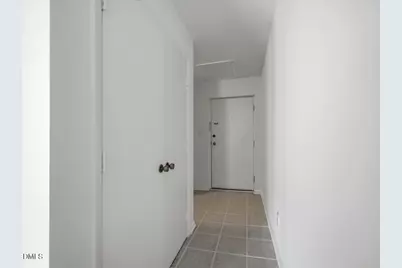 618 Pine Ridge Place, Raleigh, NC 27609 - Photo 10