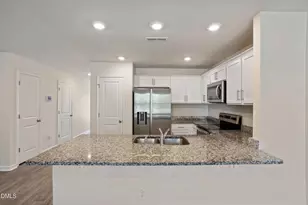 23 March Crk Dr, Fuquay Varina, NC 27526 - Photo 22