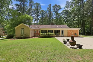 1508 Lord Ashley Dr, Sanford, NC 27330 - Photo 36