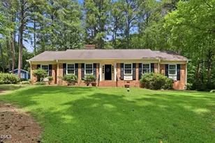 1508 Lord Ashley Dr, Sanford, NC 27330 - Photo 2