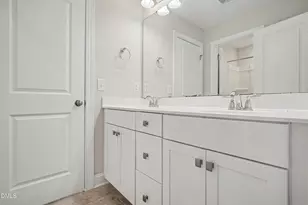 104 Cressida Wds Dr, Holly Springs, NC 27540 - Photo 12