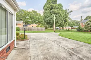 2108 Edgewood Ave, Burlington, NC 27215 - Photo 28