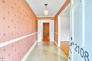 2108 Edgewood Ave, Burlington, NC 27215 - Photo 6