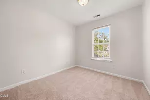 29 Edgebrook Cir, Durham, NC 27703 - Photo 16