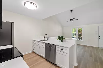 502 Gatehouse Lane, Durham, NC 27707 - Photo 8