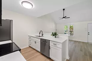 502 Gatehouse Ln, Durham, NC 27707 - Photo 8