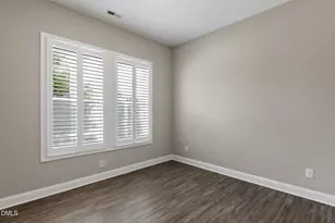 200 Middleton Pl, Chapel Hill, NC 27516 - Photo 6