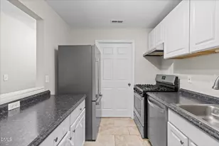 1300 Hillbrow Ln, Raleigh, NC 27615 - Photo 10