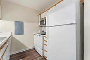 1420 Collegiate Cir, Raleigh, NC 27606 - Photo 26