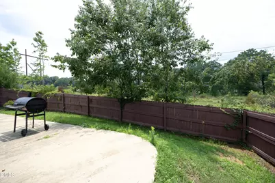 5016 Chipstone Drive, Raleigh, NC 27610 - Photo 10