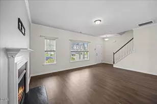 133 Black Oak Ct, Clayton, NC 27520 - Photo 6