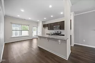 133 Black Oak Ct, Clayton, NC 27520 - Photo 8