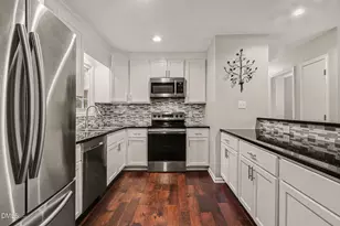 9208 Holly Springs Rd, Apex, NC 27539 - Photo 6