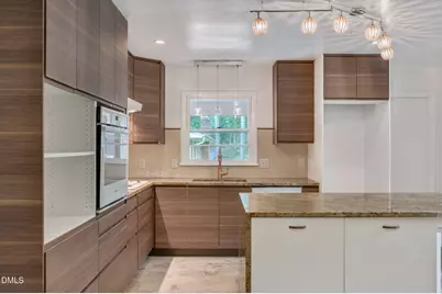 321 Clarendon Crescent, Raleigh, NC 27610 - Photo 6