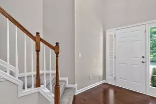7803 Clover Creek Ct, Raleigh, NC 27613 - Photo 4