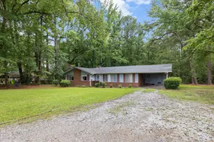 1418 S Mineral Springs Rd, Durham, NC 27703 - Photo 2