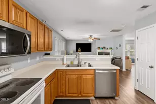 513 Birchtree Valley Ct, Fuquay Varina, NC 27526 - Photo 14