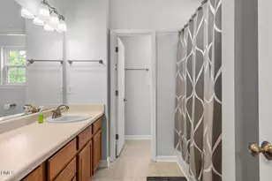 513 Birchtree Valley Ct, Fuquay Varina, NC 27526 - Photo 20