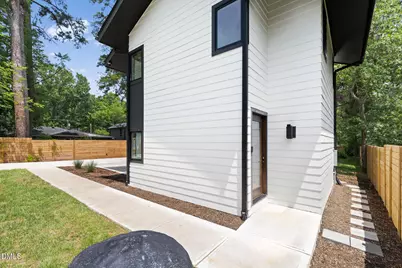 426 E Hammond Street, Durham, NC 27704 - Photo 32