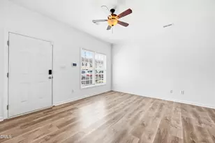 19 Cheltenham Dr, Clayton, NC 27520 - Photo 6