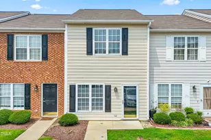 19 Cheltenham Dr, Clayton, NC 27520 - Photo 1