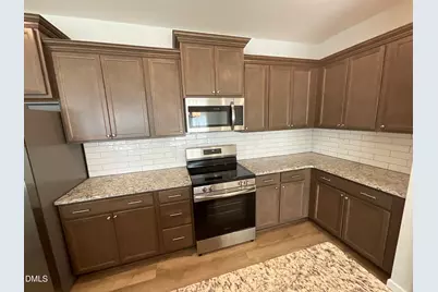 33 Pansy Park, Clayton, NC 27520 - Photo 6