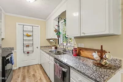 107 Cherry Court, Clayton, NC 27520 - Photo 12