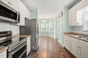 3913 Gloucester Dr W, Wilson, NC 27893 - Photo 8
