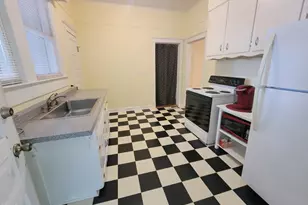 411 W Chisholm St, Sanford, NC 27330 - Photo 46