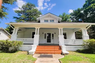 411 W Chisholm St, Sanford, NC 27330 - Photo 4