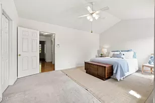 8211 Hempshire Pl, Raleigh, NC 27613 - Photo 18