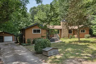 4704 Meadow Lake Dr, Apex, NC 27539 - Photo 2