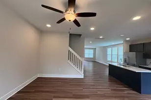 836 Pryor St, Mebane, NC 27302 - Photo 4