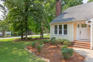 1001 Lantern Light Ct, Apex, NC 27502 - Photo 2