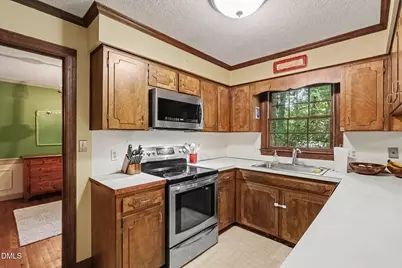 8804 N View Court, Raleigh, NC 27613 - Photo 14
