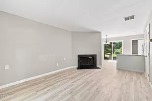 118 Friar Ln, Carrboro, NC 27510 - Photo 4